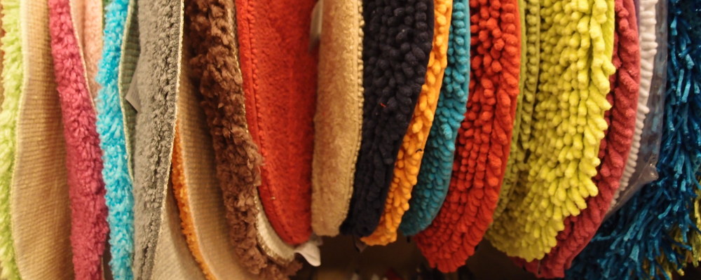 Badrumsmattor till försäljning