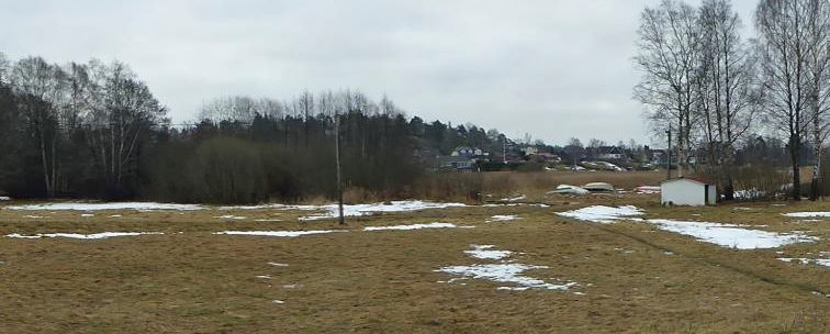 Gräsytan söder om Trädgårdsvägen i Tyresö. Foto: WRS och Naturvatten (2017).